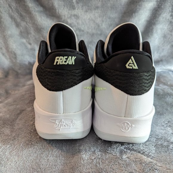 Nike Zoom Freak 4 "Greek Coastline" - Picture 8 of 11